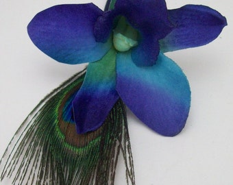 Boutonniere de pluma de pavo real - Orquídea Dendrobium azul púrpura Boutonniere de pluma de pavo real - Orquídea Galaxy Boutonniere de seda - Ojal de seda
