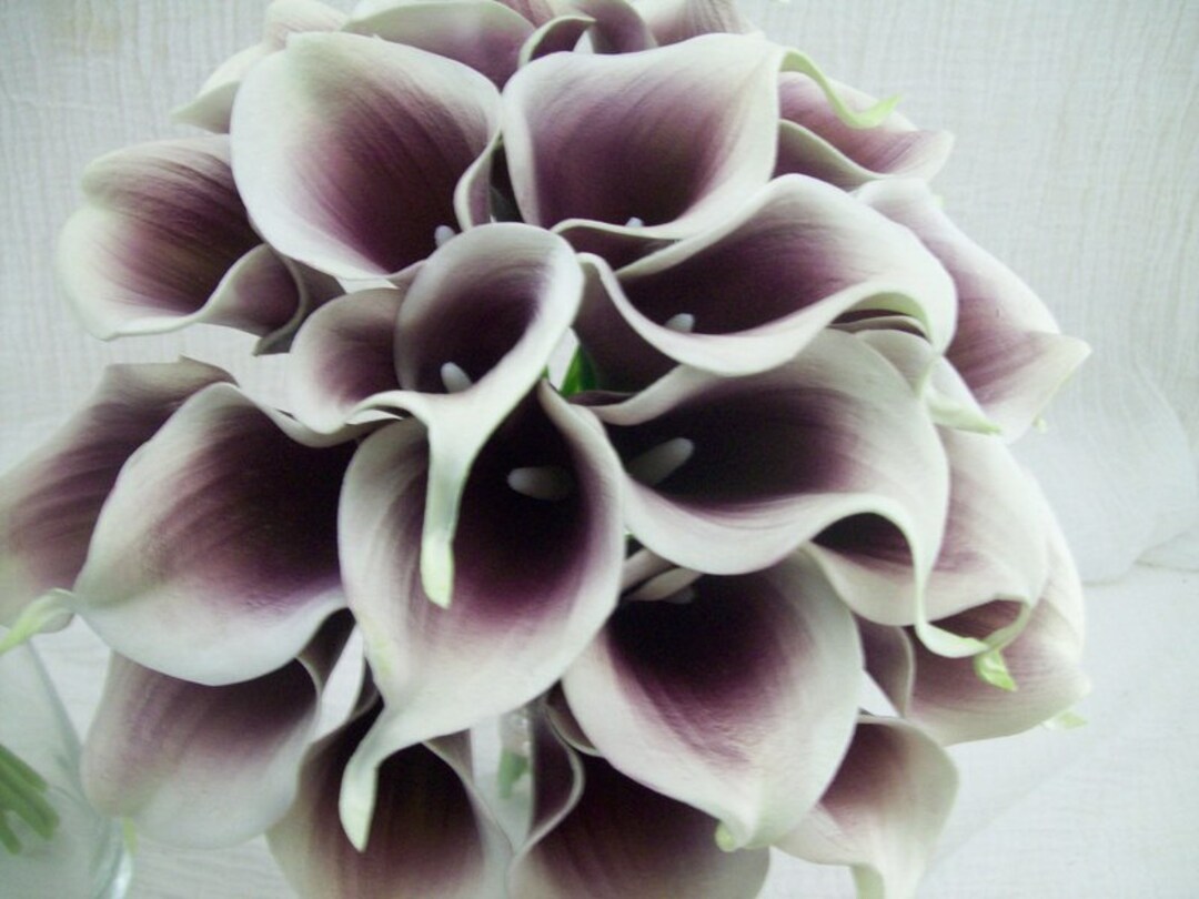 Purple Picasso Real Touch Calla Lily Bouquet Burlap Bouquet purple ...