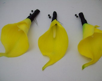 Yellow  Boutonnieres - Yellow Real Touch Calla Lily Boutonniere - Prom Boutonnieres - Grooms Boutonniere - Groomsmen - Father of the Bride