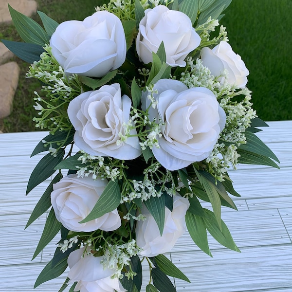 Off White Cascade Wedding Bouquet Ivory Rose Babies Breath Bouquet Eucalyptus Greenery Bridal Bouquet Artificial Wedding Flowers For Bride