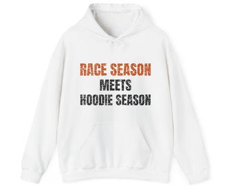 Rennsaison trifft auf Hoodie-Saison: Sweatshirt oder Hoodie, Herbstgeschenk für Fitnessstudio und Fitness, kuscheliger Unisex-Rundhalsausschnitt, lustiger Herbstpullover