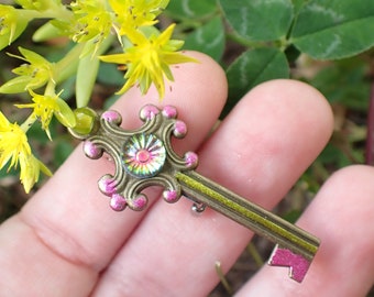 Bronze, Pink and Green Iridescent Key Victorian-Style OOAK Brooch/Pin | Vintage, Antique, Steampunk Costume Accessory