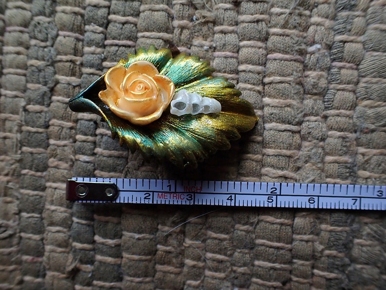 Antique Victorian Costume Accessory Rose /& Bronze Leaf OOAK Hair Clip Summer Green or Autumn Red Copper with Swirly Shell Vintage