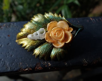 Rose & Bronze Leaf OOAK Hair Clip Summer Green with Swirly Shell | Vintage, Antique, Victorian Costume Accessory