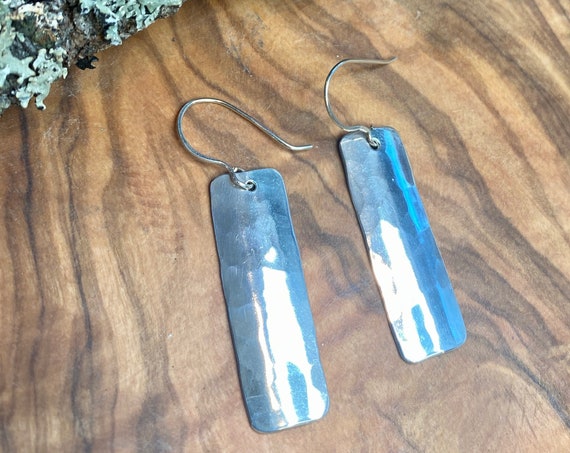 Sleek and contemporary hammered silver earrings