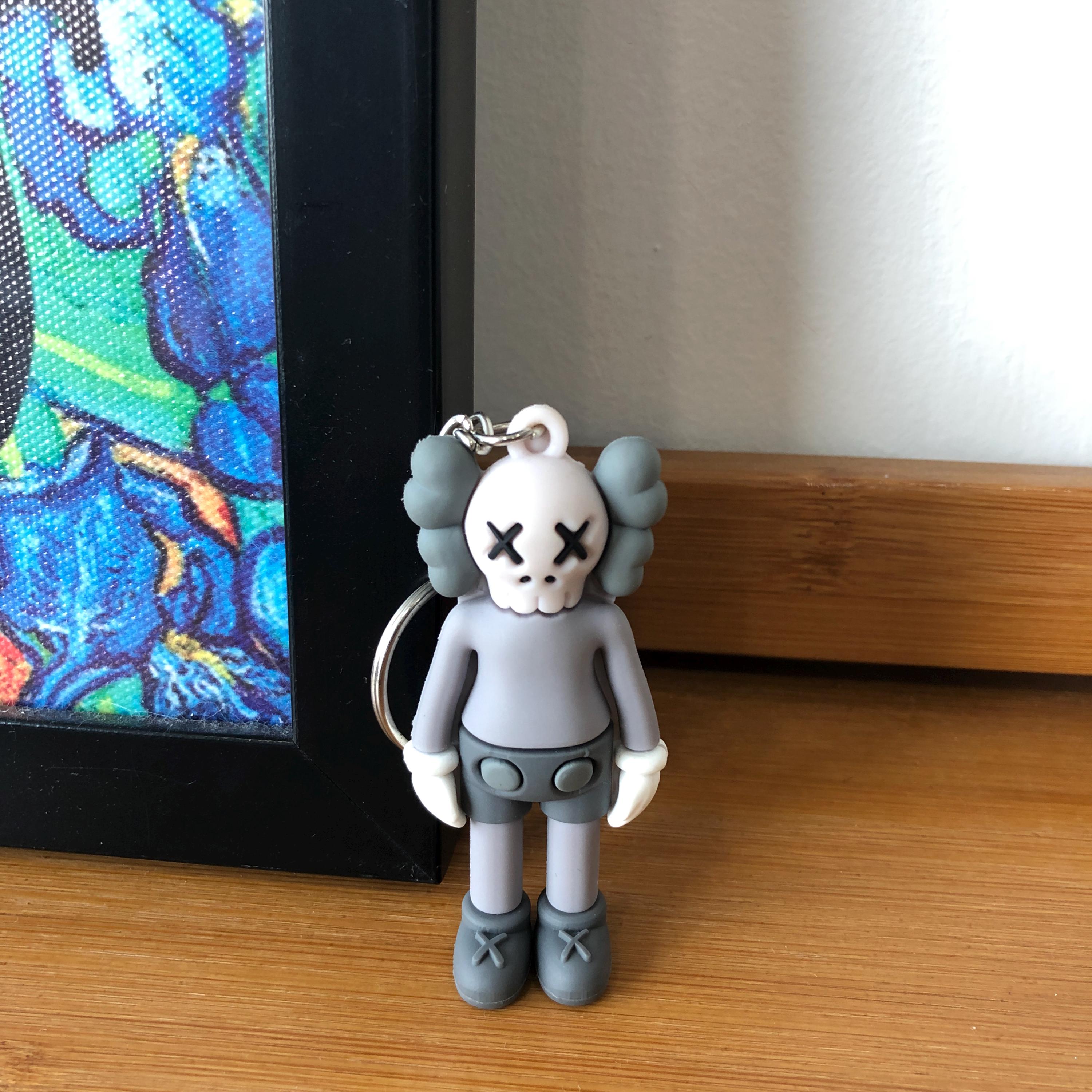 kaws keyholder Keychain 5体セット KAWS Key Holder, Bag Charm, Cute, Key Charm, Key Ring, Hand