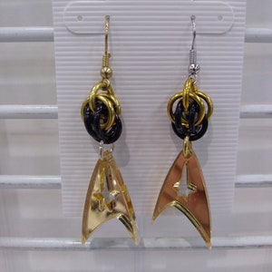 Stark Trek Com Badge Chainmaille Earrings in Your Color Choice