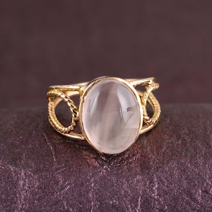 Boho Rose Quartz Ring, Gold-Plated Brass Ring, Unique Rose Quartz Gemstone Ring, Handmade Bohemian Jewelry, Spiritual Gift for Her, Statem