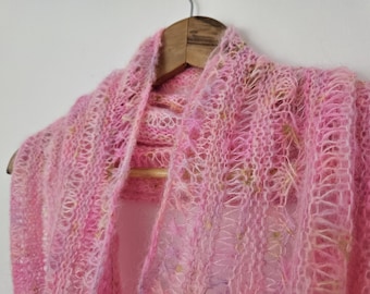 PATTERN  Mohair Silk Lace Cowl Knitting Pattern / Fluffy Laceweight Knit Circle Scarf Tutorial