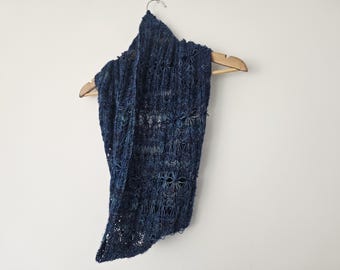 PATTERN texture stitch sock yarn cowl / 4ply lace stitch circle scarf / dip stitch lacy snood