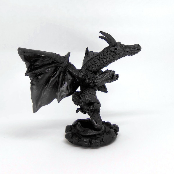 Spindoll  the black . Apoxie clay dragon sculpture