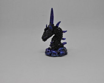 Black diamond dragon head