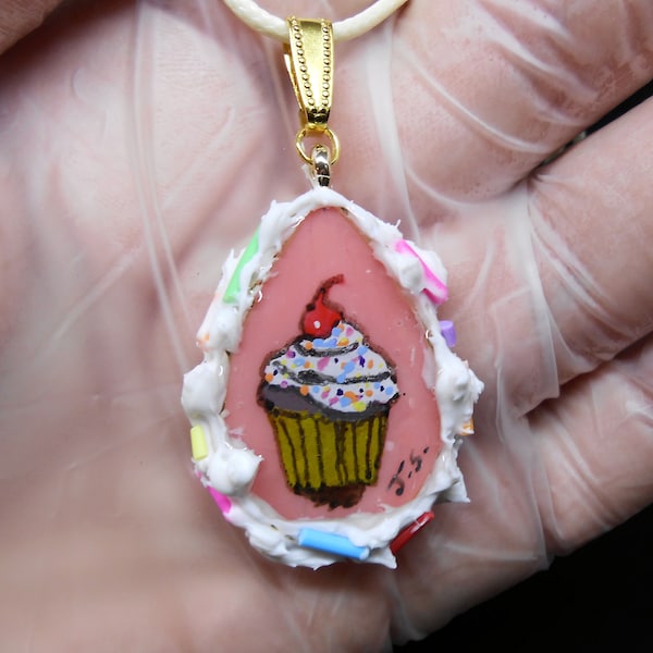 Cupcake necklace .