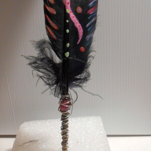 Feather design . image 1