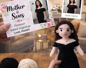 写真から作るカスタムかぎ針編み人形とパーソナライズカード、母と息子へのギフト、手作りあみぐるみ人形、カスタムママ人形、母の日ギフト