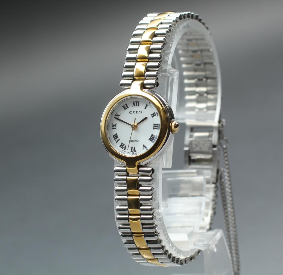 【稼働/良品】SEIKO クオーツ 1F21-0A50 MOOREA アイボリー 稼働/良品】SEIKO クオーツ 1F21-0A50 MOOREA アイボリー 楽天