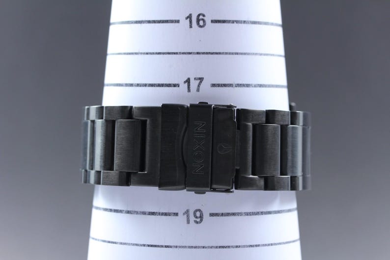 Nixon the 51-30 chrono "simplify" black chronograph mens watch vtg near mint image 5