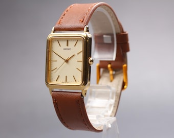 Vintage 1991 [n mint] new batt seiko 7n01-5020 gold tank qz men's watch japan/ retro wristwatch classic style timepiece gift