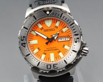 Relógio masculino vintage Seiko Orange Monster 7S26-0350 SKX781, em excelente estado (exc+5), importado do Japão.