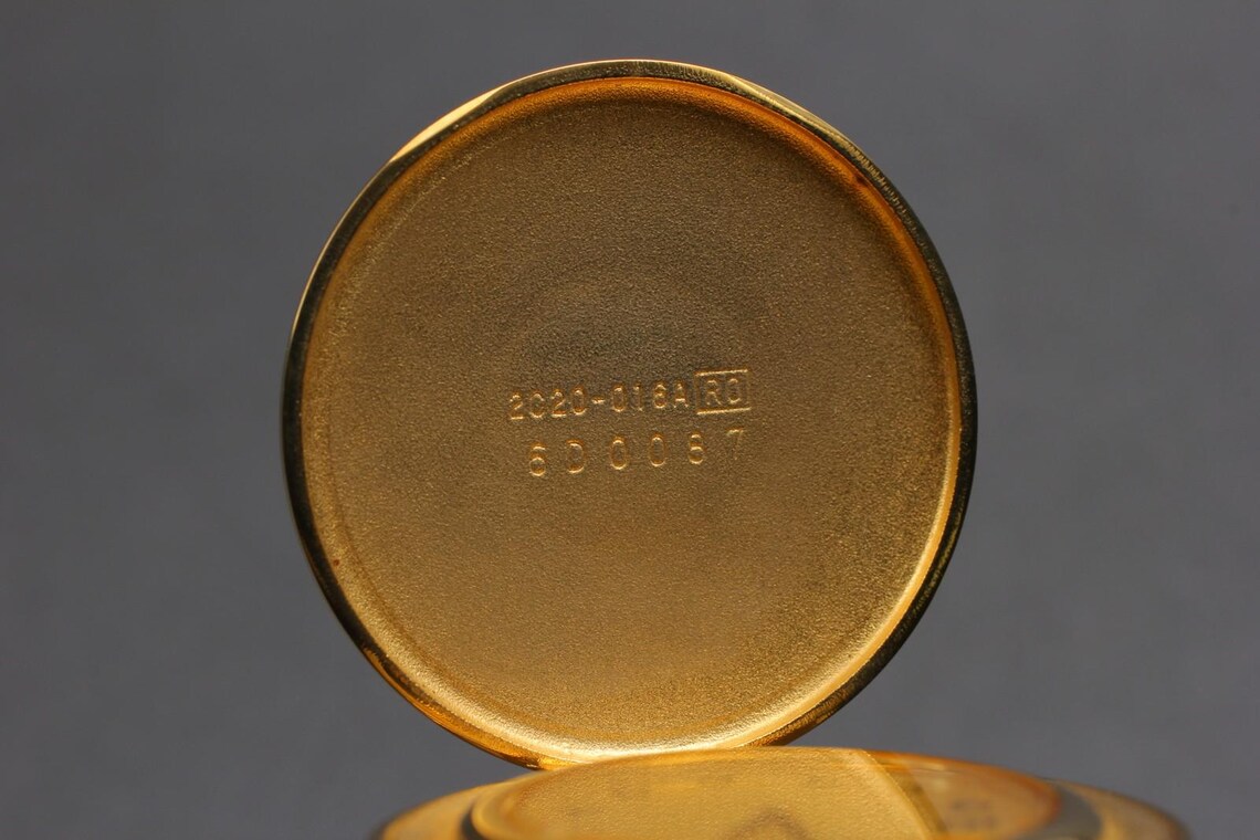 Vintage 1986  new batt seiko 2c20-016a gold red qz 27mm pocket watch near mint/ retro wristwatch classic style timepiece gift, photo 4 sur 5