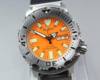 Relógio masculino automático Seiko Orange Monster 7S26-0350 SKX781, em estado quase impecável, fabricado no Japão.