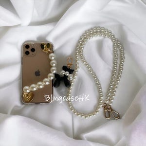 Pärlfärgad axelrem | Armband med kedja | Pudelhundsdekorationer | Transparent iPhone Samsung-skal