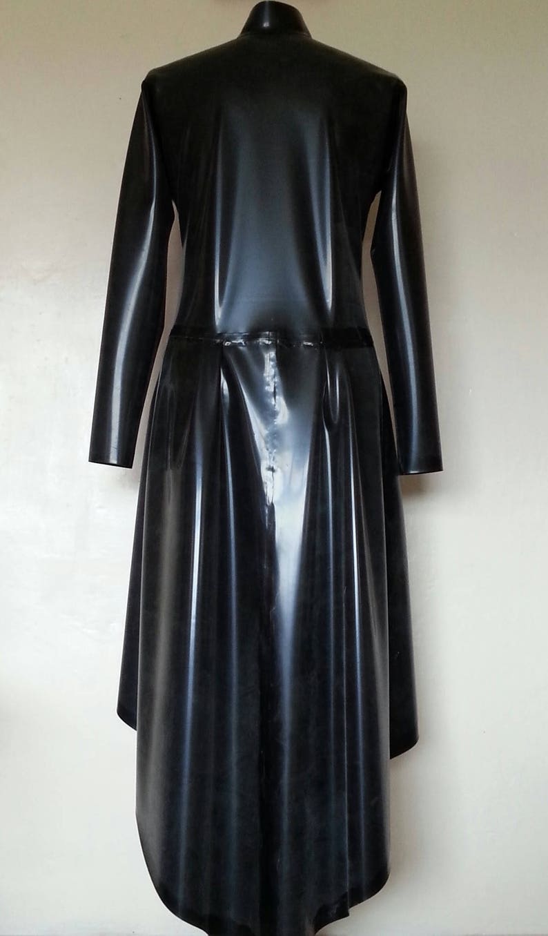 Latex gothic dominatrix coat image 3