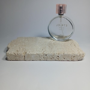 Travertine decor