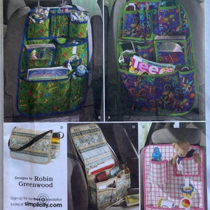 Puede incluir: Patrón de costura Simplicity para organizadores de coche. El patrón incluye diseños para varios organizadores de asiento de coche con múltiples bolsillos y compartimentos. La imagen muestra diferentes patrones y estilos de tela, incluido un organizador de coche para bebés.