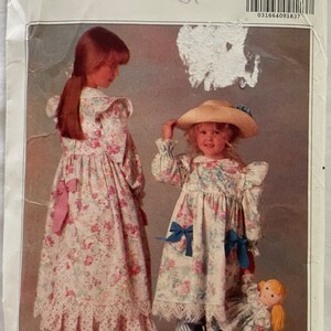 Butterick 5198 パターン 女の子用 Holly Hobbie ドレス、ペチコート、パンツ、人形用洋服 サイズ 7 - 10 未カット