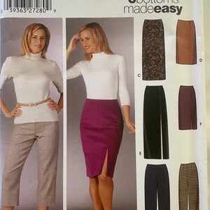 Peut inclure: Patron de couture Simplicity pour six bas différents. Le patron propose des jupes et des pantalons de styles et de tissus variés. Tailles KK 8, 10, 12, 14. Mesures en cm.
