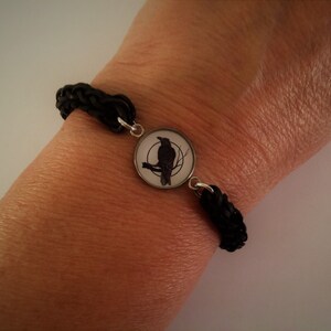 Raven Moon Stretch Bracelet Rubber Bands Crow Blackbird in Sizes 6-8 inches