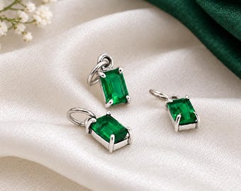 Emerald Quartz Baguette Birthstone Pendant – 6x4 mm Prong Set Gemstone Charm Use For Necklace Sold Par pc