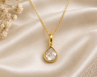 Crystal Quartz Heart Pendant Necklace | Clear Faceted Gemstone | Gold Plated Jewelry