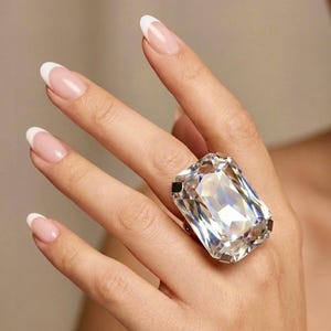 Anel de coquetel oversized de 40 mm com cristal austríaco | Anel statement ajustável com corte esmeralda | Anel gigante extragrande com strass banhado a prata