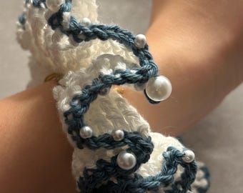 Coletero de ganchillo bicolor con cuentas hechas a mano - Accesorios para el cabello