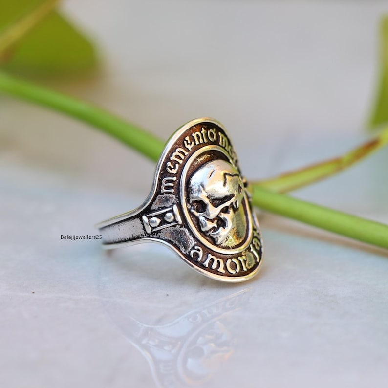 Anillo de calavera Memento Mori, anillo gótico de plata de ley maciza para hombre imagen 10