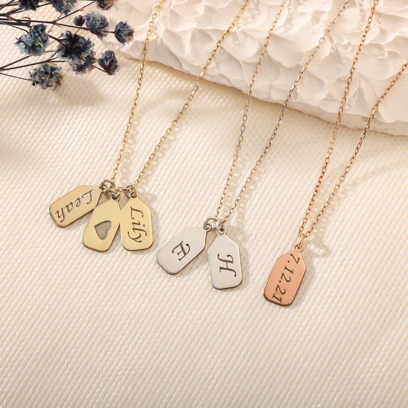 Personalized Bar Tag Name Necklace , Minimalist Name Initial Date ...
