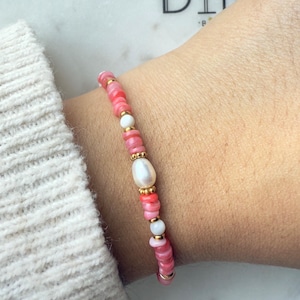 Dina bracelet, boho jewelry, handmade in freshwater pearl and coral shell - Handmade stainless steel jewelry