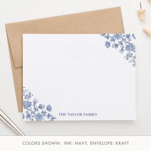 Gepersonaliseerde stationaire familiekaarten en enveloppen, platte chinoiserie-kaartjes voor housewarmingcadeau, kaartenset met blauwe bloemen, FS050