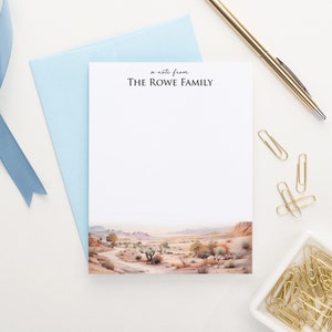 Personalisierte Familie Briefpapier Set, flache Grußkarten mit Umschlägen, Aquarell Wüste Landschaft Briefkarten, Nachname Briefpapier, Kaktus FS038