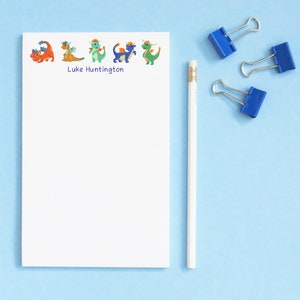 Juego de papelería con dragones personalizados, blocs de notas con dragones para niños, blocs de notas con dragones personalizados para niños, notas con dragones para bebés, lindas notas con dragones, NP308