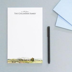 Bloc de notas personalizado para la familia, juego de escritura de cartas personalizado, bloc de notas con paisaje de granja, una nota del bloc de notas, apellido de la familia NP375