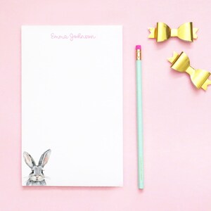 Bloc de notas de papelería personalizado para niñas con nombre, papel estacionario de conejito de acuarela para escribir cartas, lindos blocs de notas y sobres, NP451