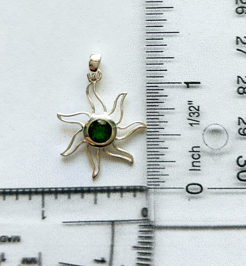 Chrome diopside Sun pendant, Sterling silver pendant, Heart chakra, image 3