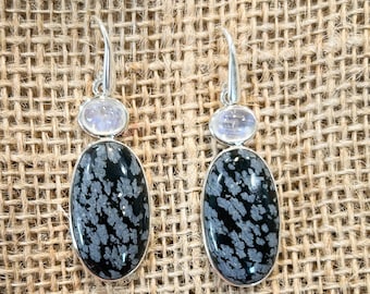 Boucles d'oreilles pendantes flocon de neige en obsidienne et pierre de lune, gouttes, fil d'oreille