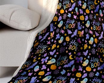 Hey Boo! Halloween Sherpa Blanket,  Soft Spooky Coquette Throw on Black Background, Pastel Ghost Cozy Fleece Gift, Cute Halloween Home Decor