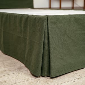 Strapazierfähiger Leinen Bettrock - Individueller handgefertigter Bettrock - Umweltfreundlicher Flachs - Maßgeschneiderte Staub Rüschen Volant - Twin Full Queen King Sizes