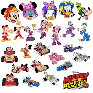 Op de afbeelding: Een verzameling cartoonafbeeldingen met Mickey Mouse, Minnie Mouse, Donald Duck en Goofy in racekleding en voertuigen. De afbeeldingen bevatten karakterkoppen, personages met trofeeën en raceauto's in verschillende kleuren.