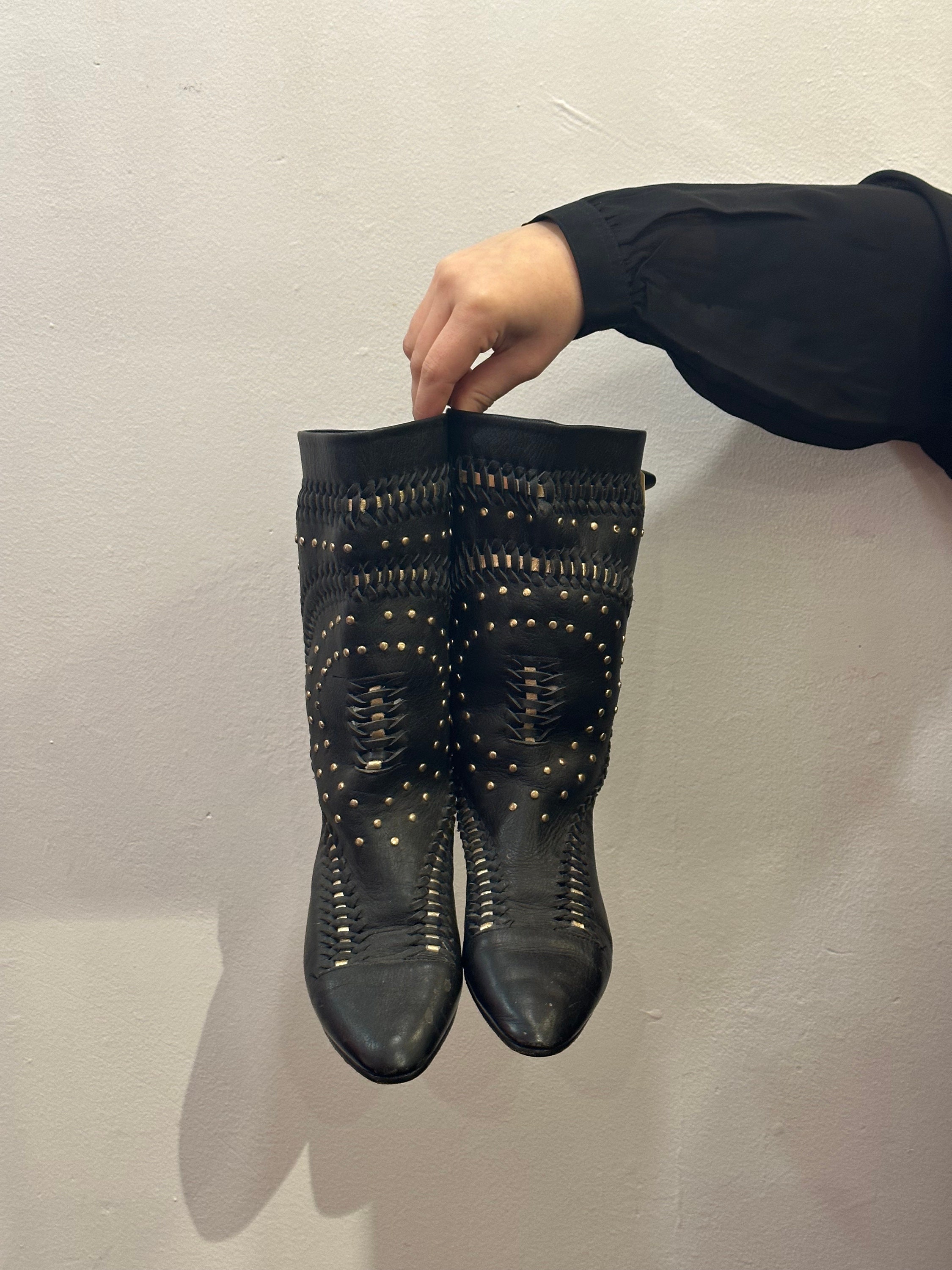 Black studded flat boots best sale
